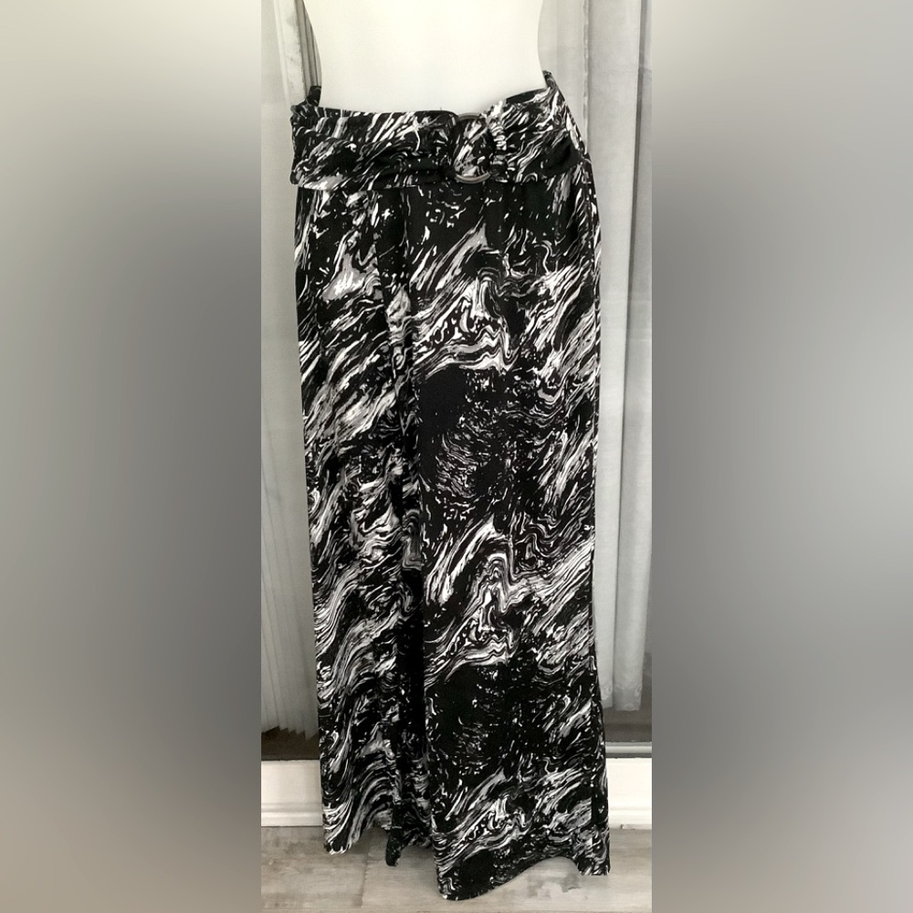 ROBERT LOUIS SPLATTER PAINT DESIGN WIDE LEG PANTS🌻